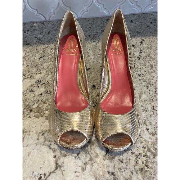 LILLY PULITZER SZ 7 1/2 RESORT CHIC GOLD LEATHER SLIP ON PEEP TOE WEDGES - Picture 2 of 7